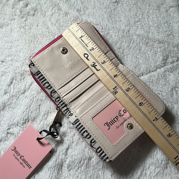Juicy Couture Hot Pink Flash Love Mode Faux Leather Small Zip Around Wallet NEW - Picture 9 of 11